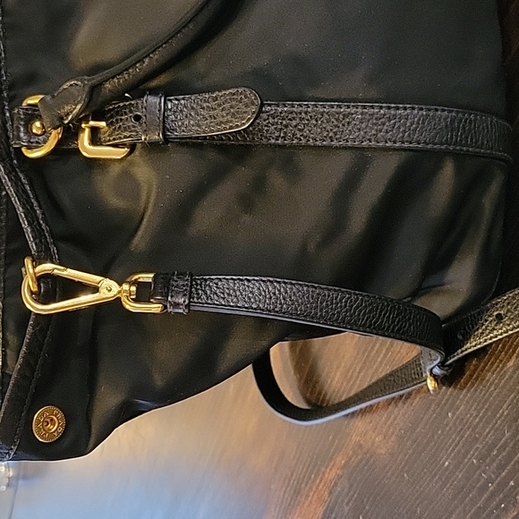 Authentic Prada nylon tote bag in good condition - Picture 4 of 16